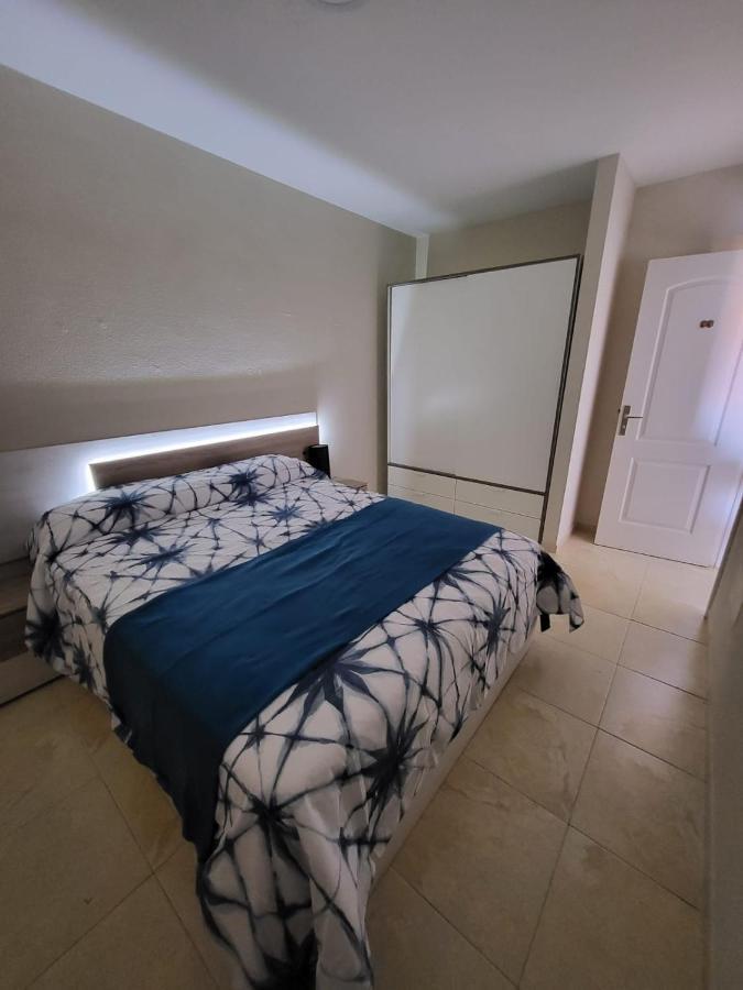 Apartamento Centrico En Candelaria, Con Piscina. Leilighet Santa Cruz de Tenerife Eksteriør bilde